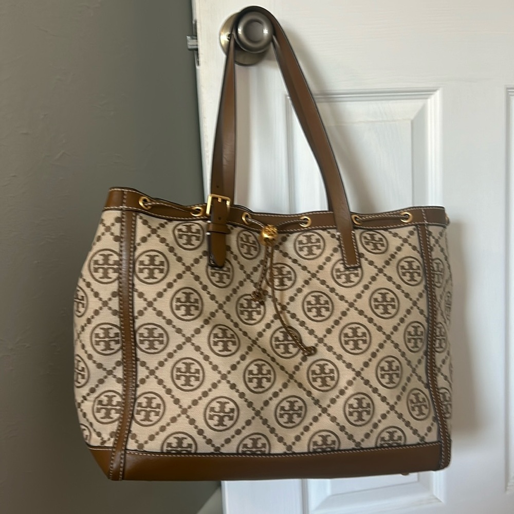 Tory Burch tote